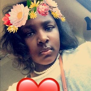 Meet your Posher, Kyâasia